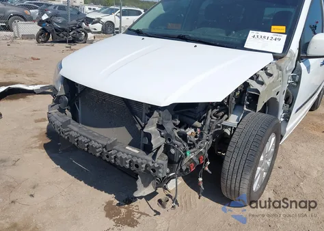 2016 Chrysler Town & Country Touring from USA, damaged, VIN 2C4RC1BG5GR174368